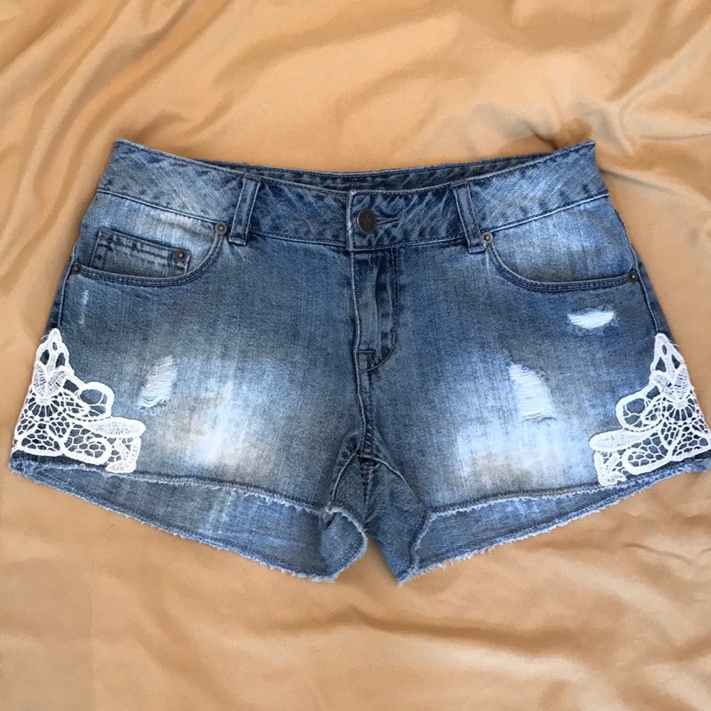 Jeans Cut Off Lace blue Shorts by American Rag Sz 5 Cotton